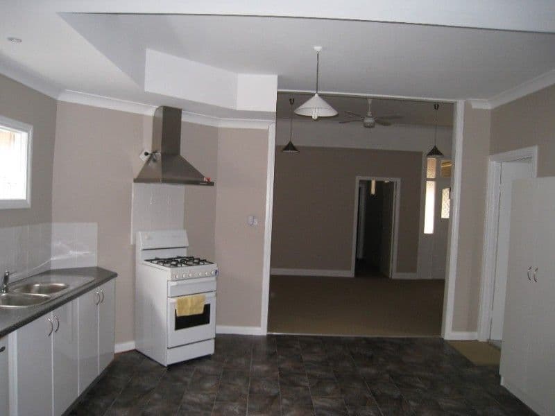 241 Williams Street, BROKEN HILL NSW 2880, Broken Hill - Thumbnail 4