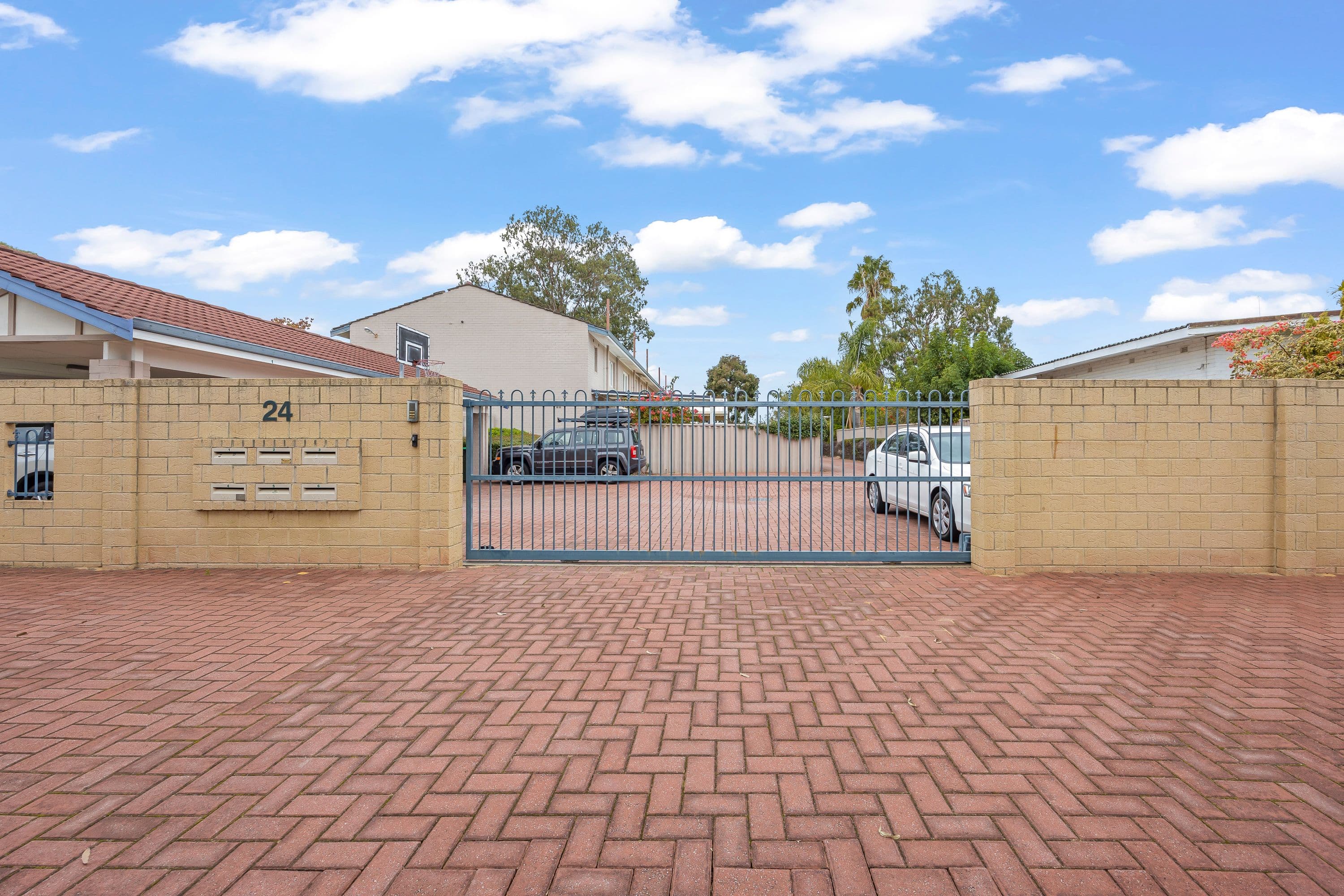 24 Newport Way, Balga WA 6061, Balga - Thumbnail 3