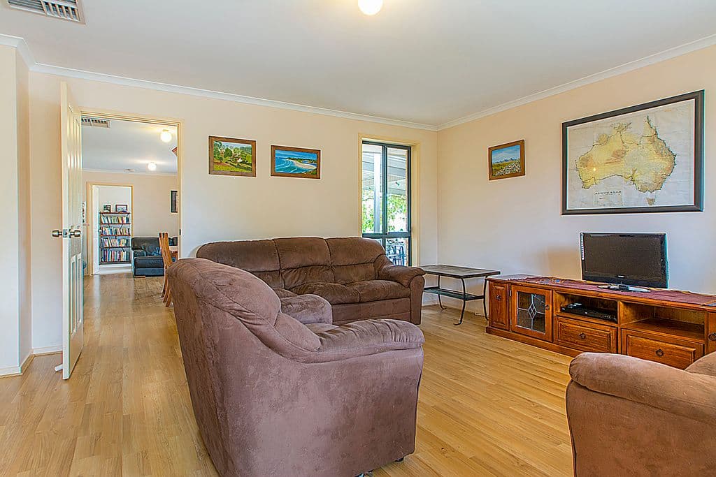 18 North Terrace, KAPUNDA SA 5373, Kapunda - Thumbnail 2