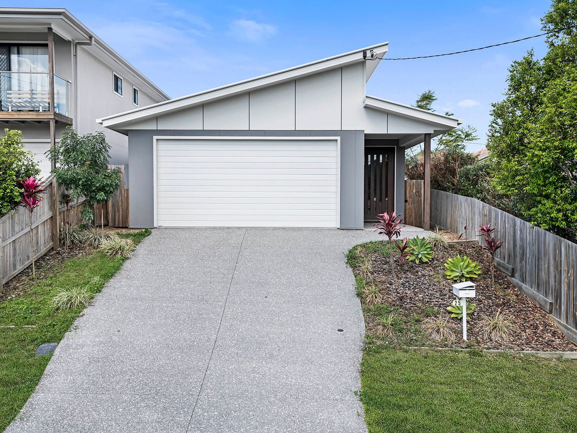 25 Dorien Street, Mount Gravatt East QLD 4122, Mount Gravatt East - Thumbnail 2
