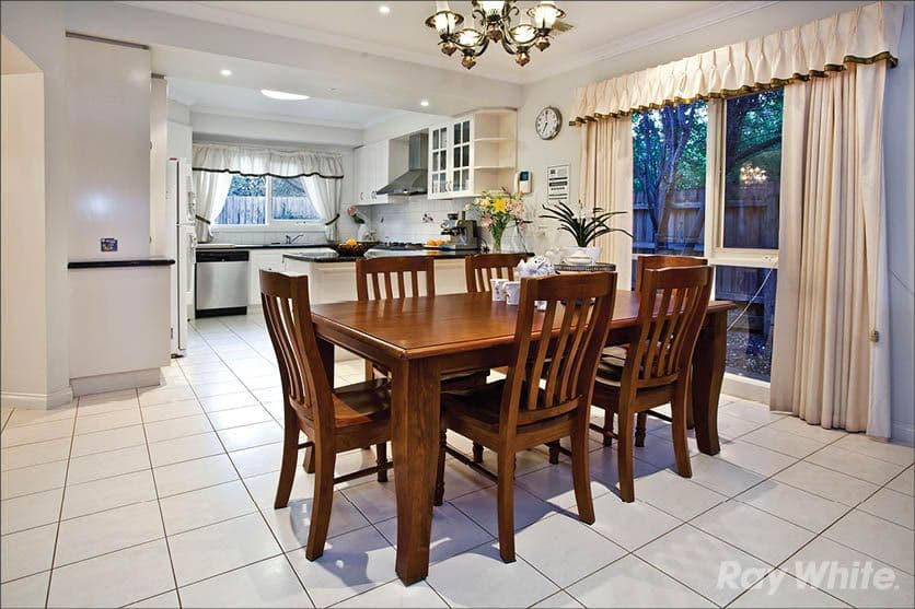 7 Peartree Way, GLEN WAVERLEY VIC 3150, Glen Waverley - Thumbnail 3