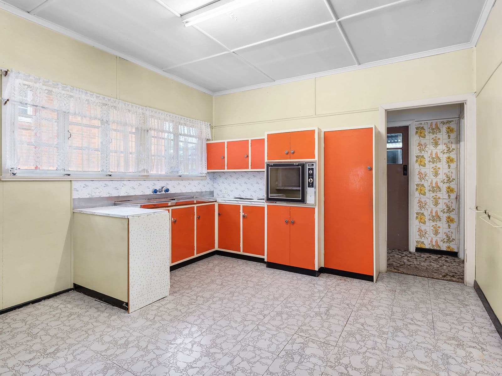 84 Daisy Street, Newmarket QLD 4051, Newmarket - Thumbnail 3