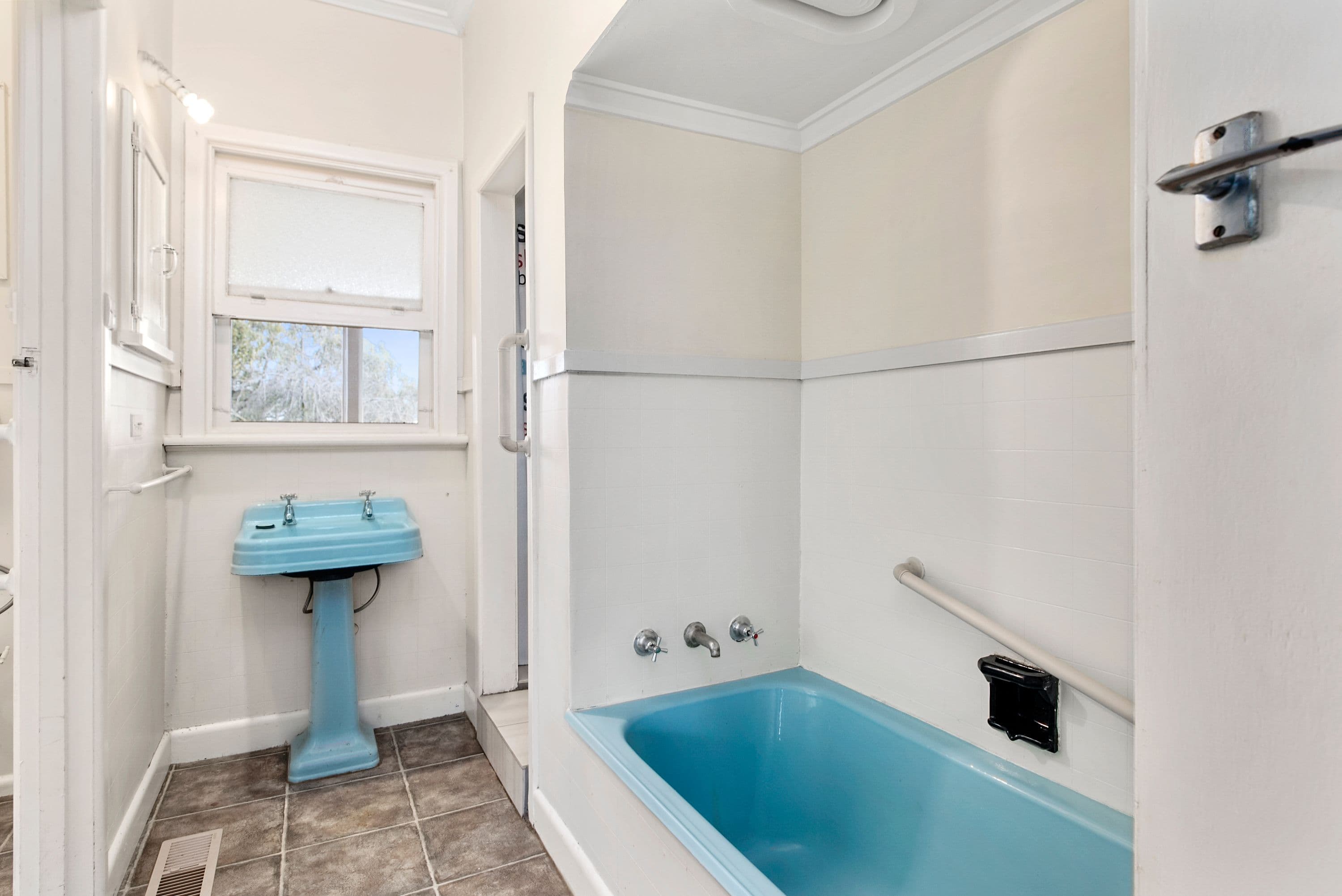1 Daskein Street, Camperdown VIC 3260, Camperdown - Thumbnail 5