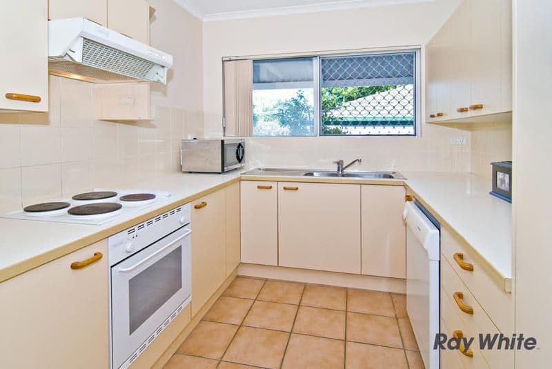  9 Dunkirk Street, GAYTHORNE QLD 4051, Gaythorne - Thumbnail 3