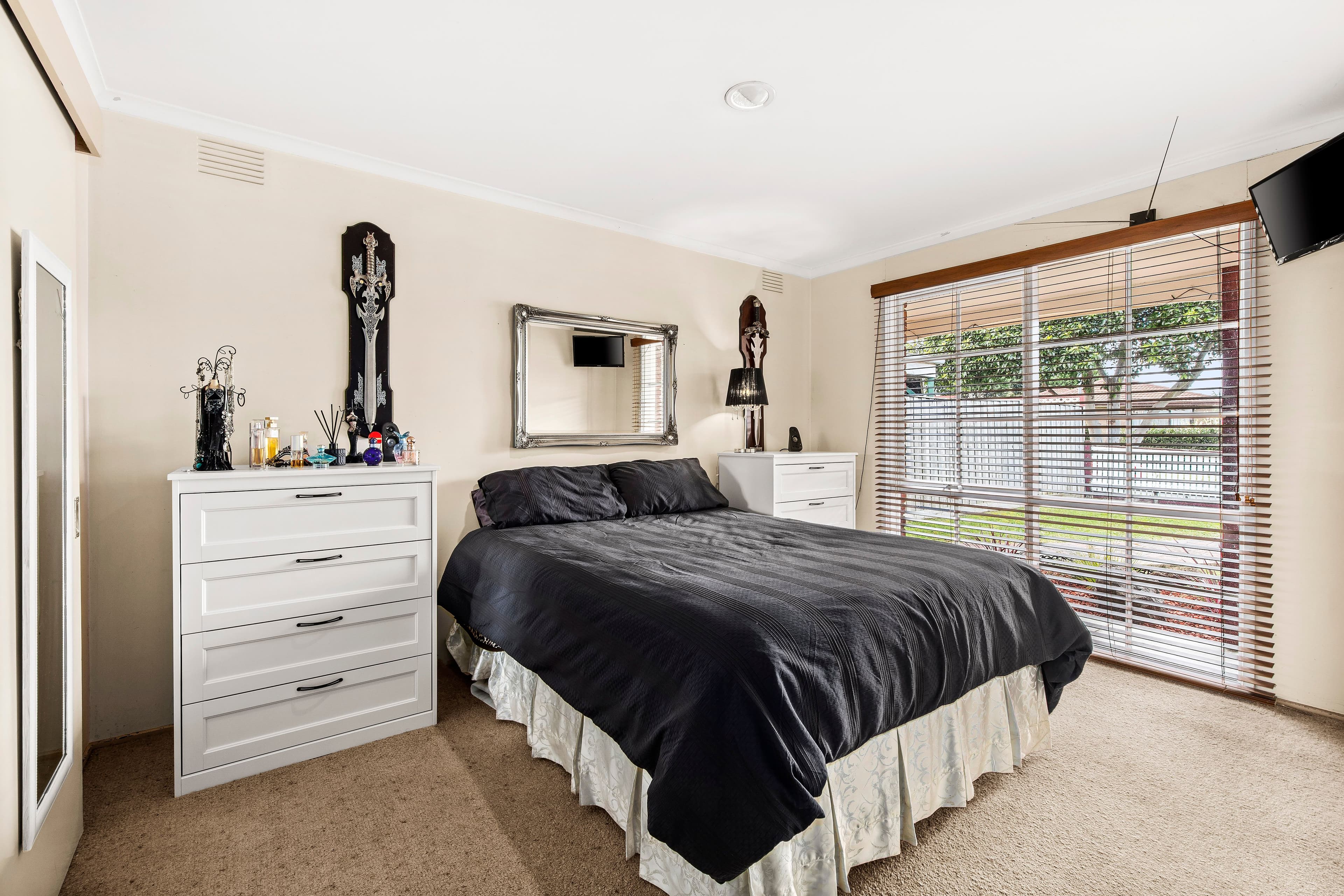 2 Madigan Crescent, Mill Park VIC 3082, Mill Park - Thumbnail 6