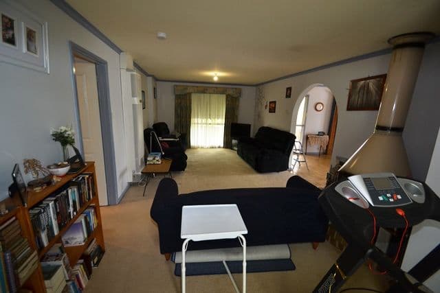 12 Guild Street, Seymour VIC 3660, Seymour - Thumbnail 4
