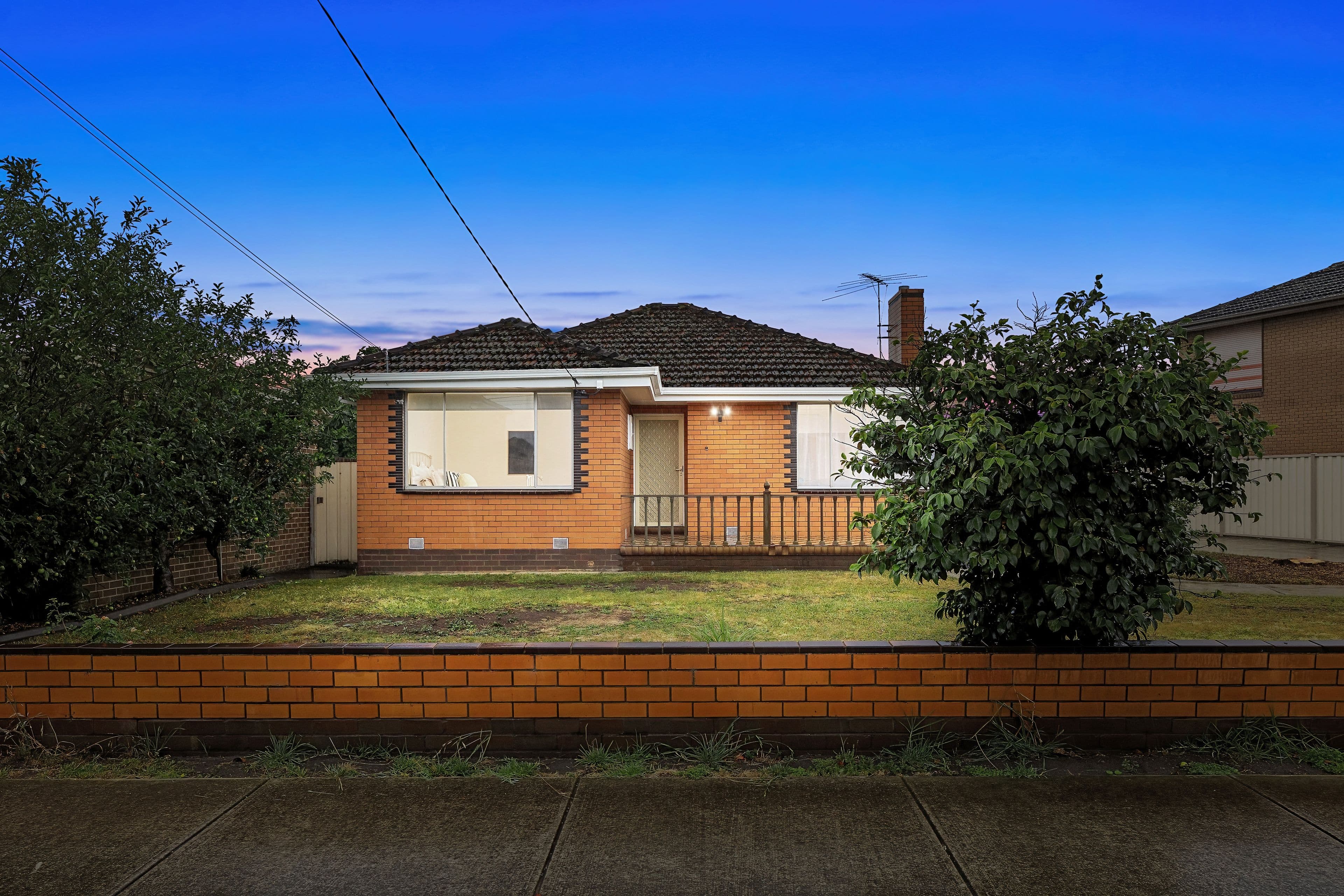 11 Myrtle Street, Thomastown VIC 3074, Thomastown - Thumbnail 2