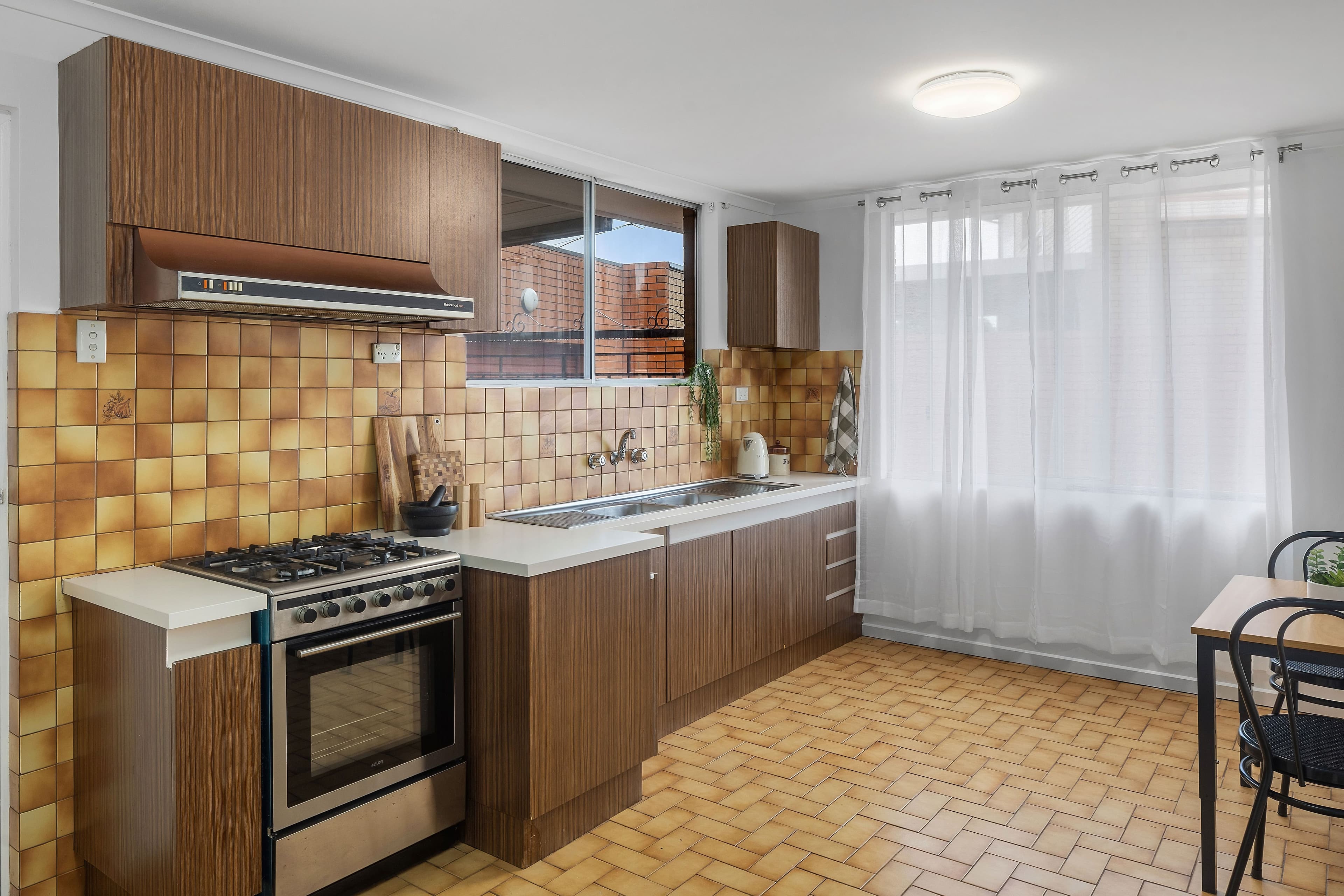 11 Myrtle Street, Thomastown VIC 3074, Thomastown - Thumbnail 4