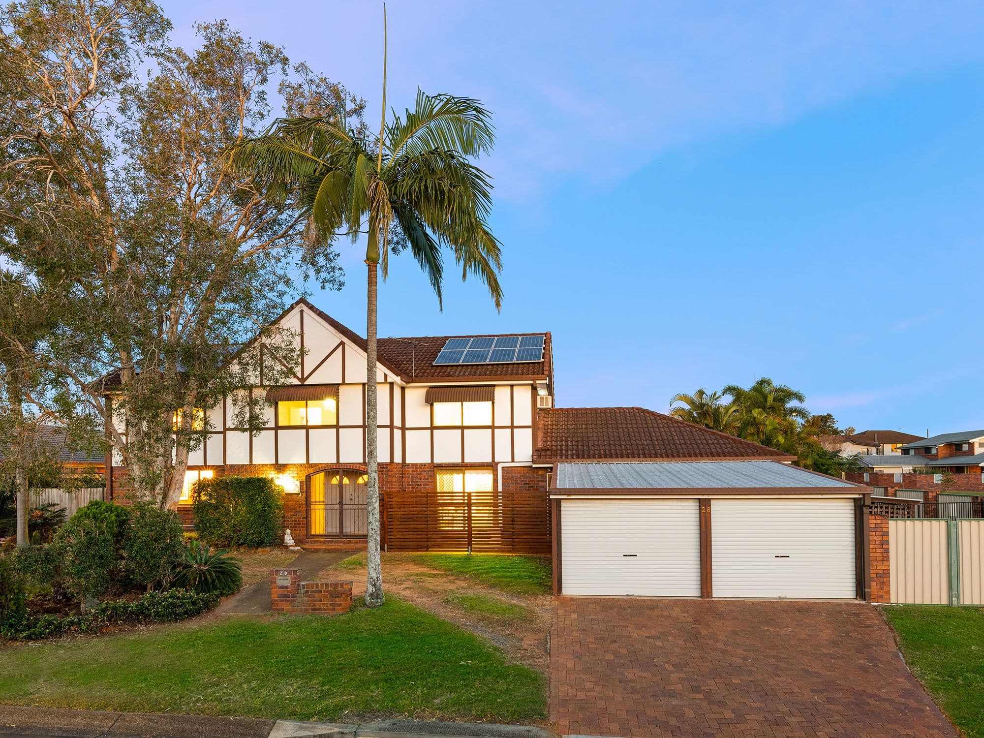 36 Oakleaf Street, Eight Mile Plains QLD 4113, Eight Mile Plains - Thumbnail 2