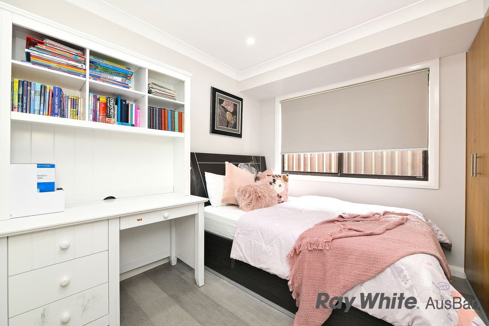 26,. Adrian . Street, Macquarie Fields NSW 2564, Macquarie Fields - Thumbnail 7