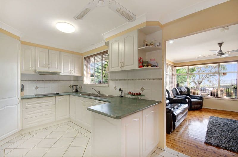 53 Tait Avenue, KANAHOOKA NSW 2530, Kanahooka - Thumbnail 3