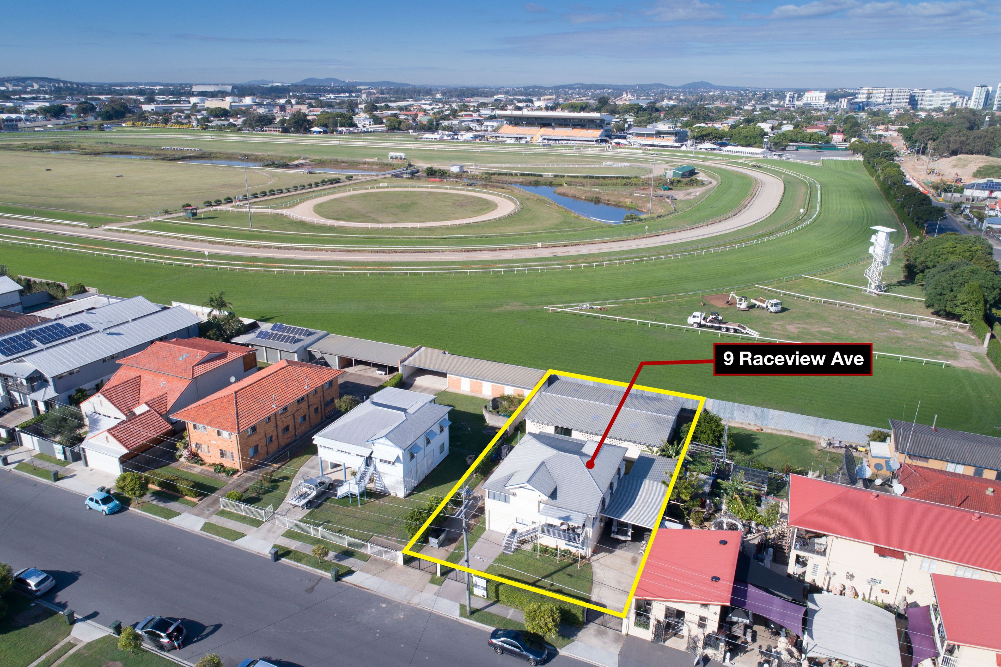 9 Raceview Avenue, Hendra QLD 4011, Hendra - Image 1