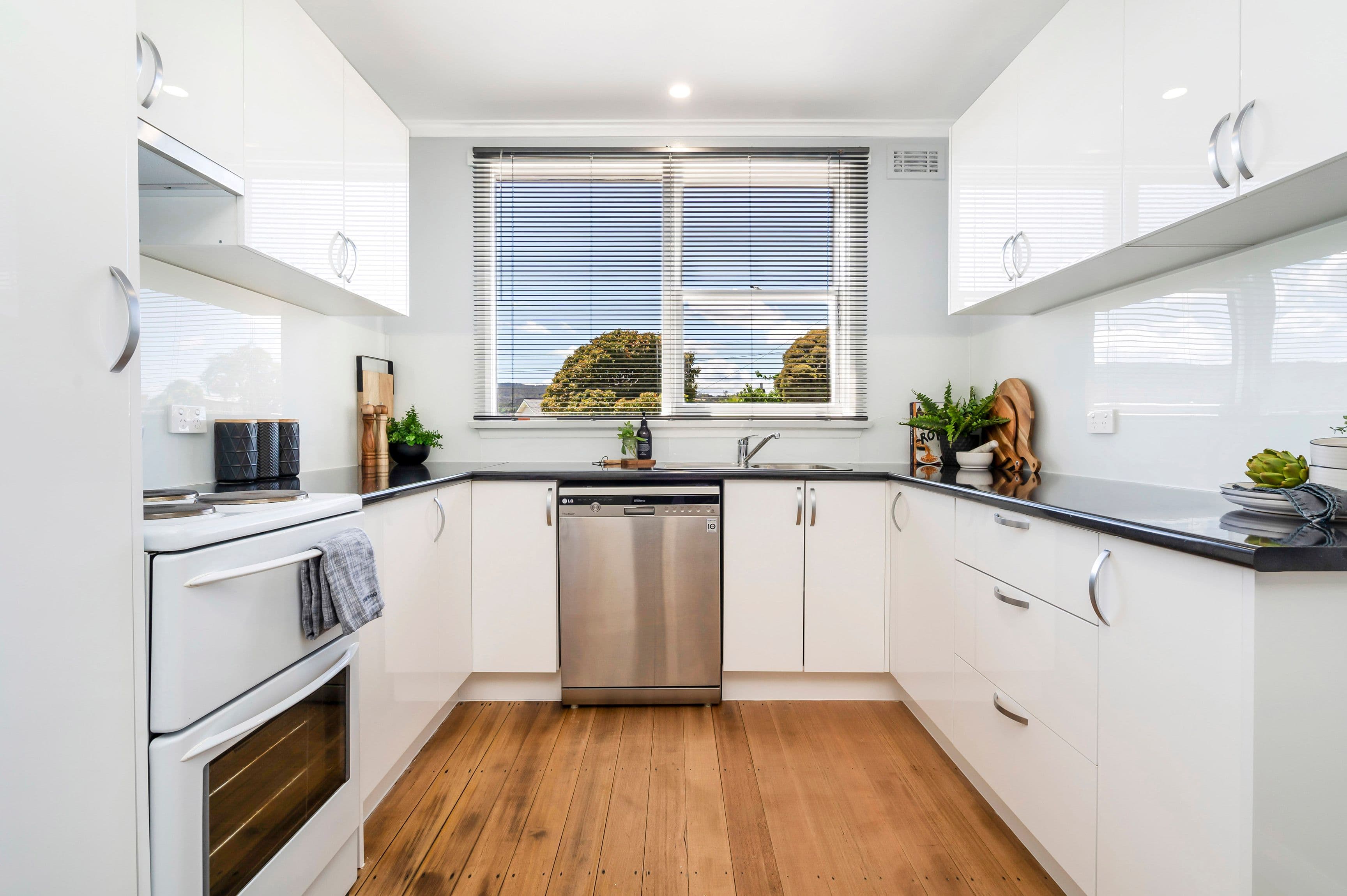 8 Stoke Street, Ravenswood TAS 7250, Ravenswood - Thumbnail 4
