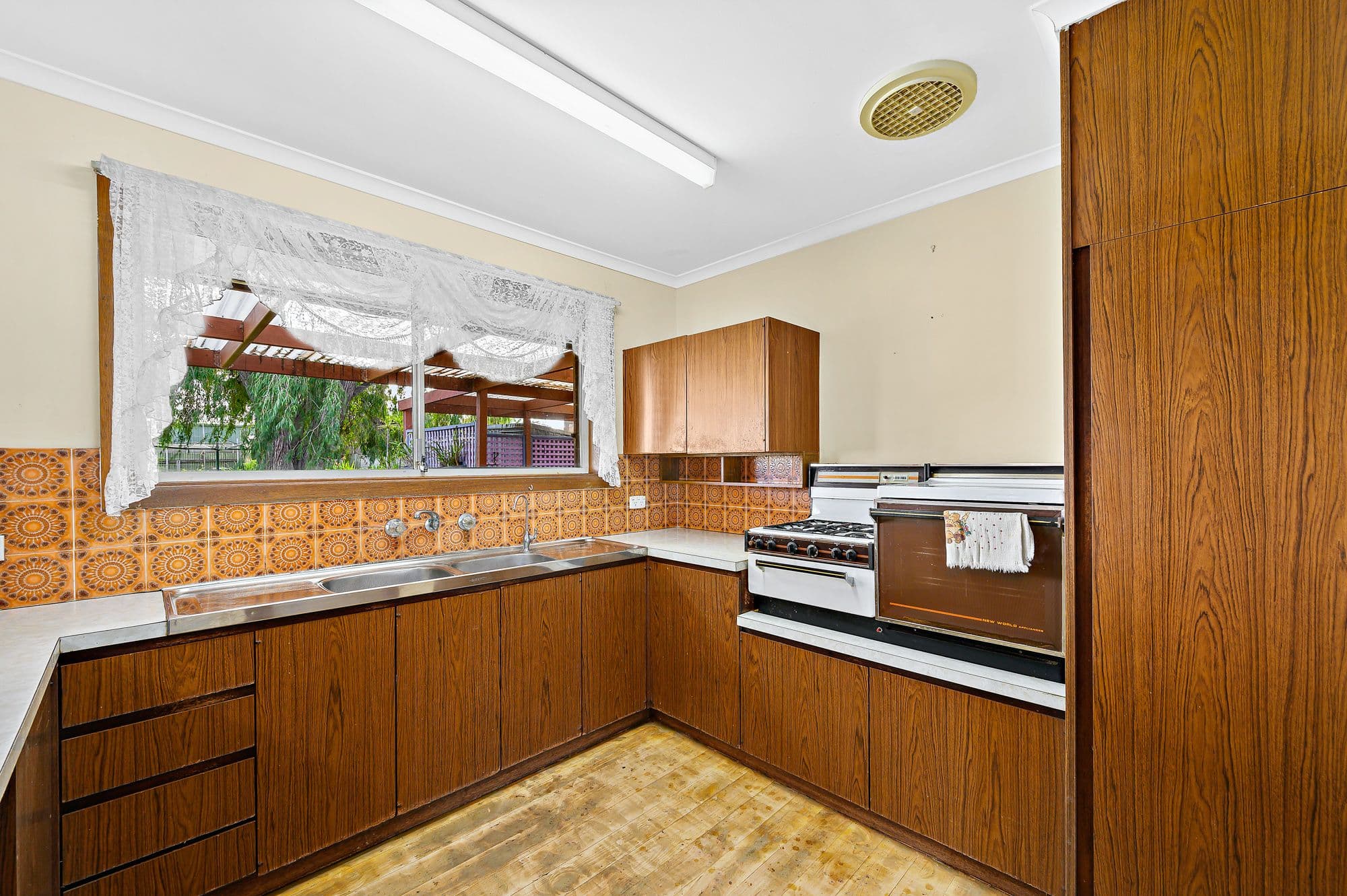 25 Penzance Avenue, Christies Beach SA 5165, Christies Beach - Thumbnail 6
