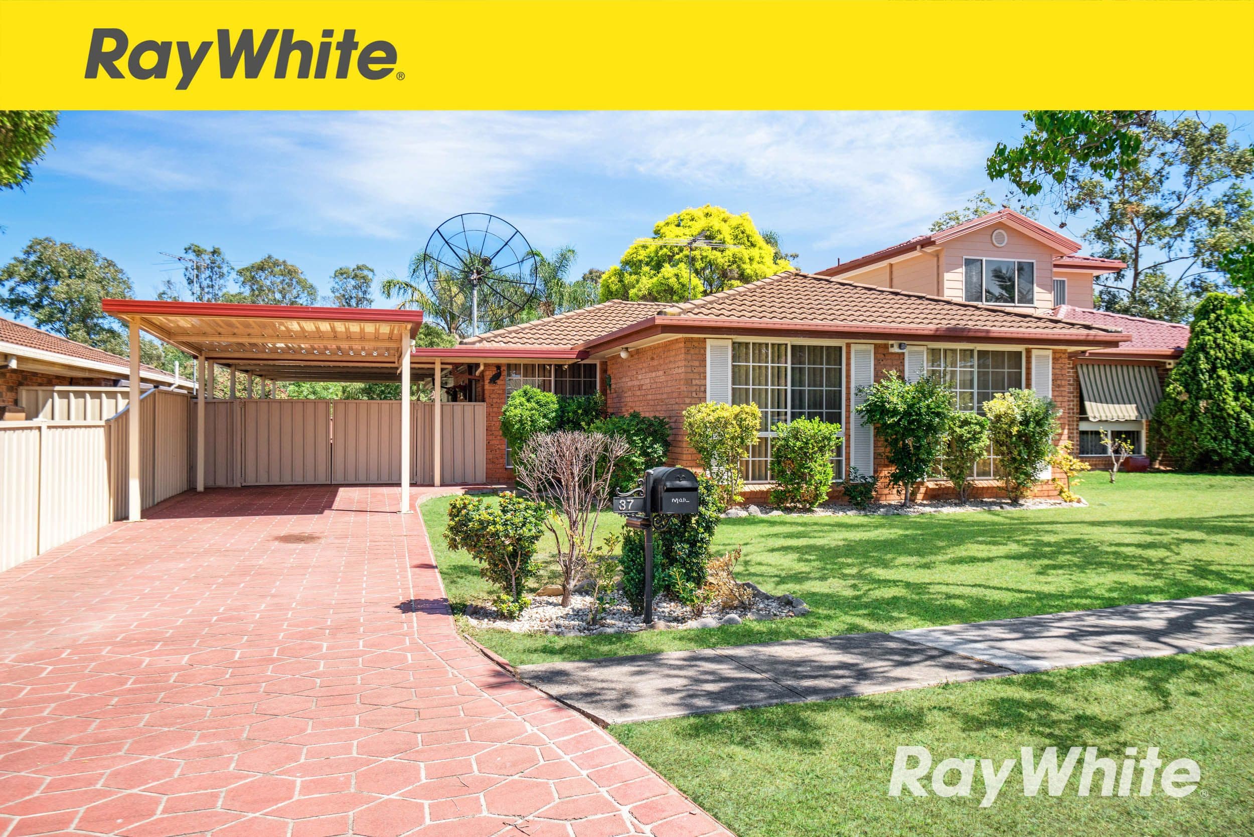 8 Jake Court, Munno Para West - Image 1