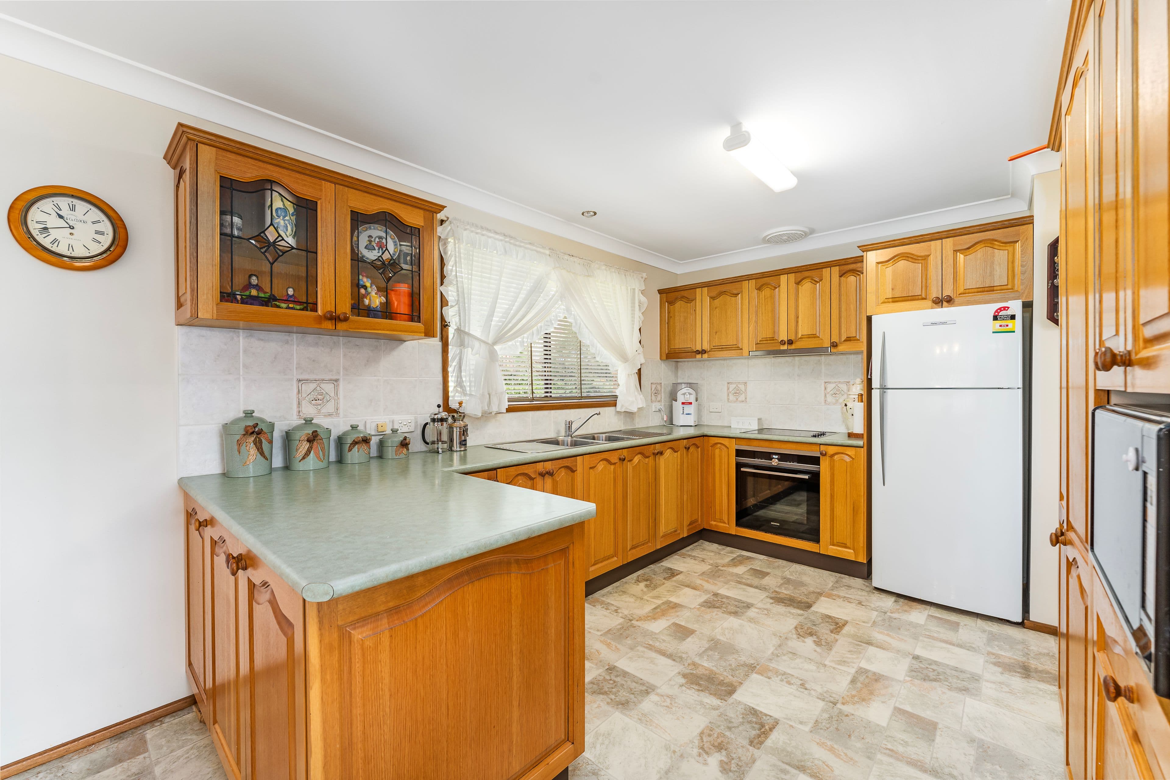 22 Lunar Avenue, Heathcote NSW 2233, Heathcote - Thumbnail 3
