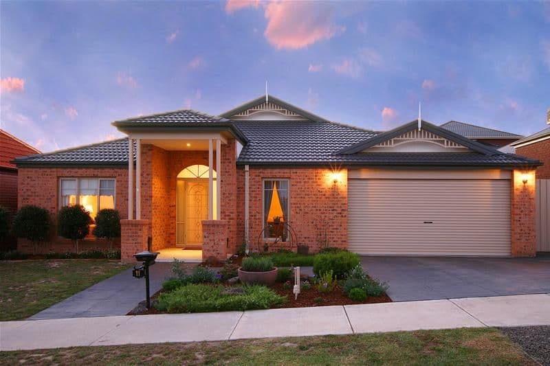 11 Topaz Grove, SOUTH MORANG VIC 3752, South Morang - Image 1