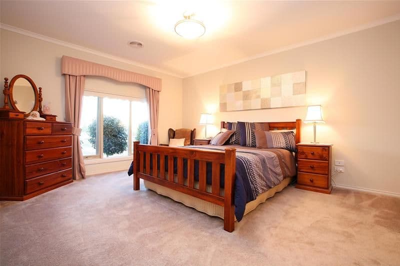 11 Topaz Grove, SOUTH MORANG VIC 3752, South Morang - Thumbnail 4