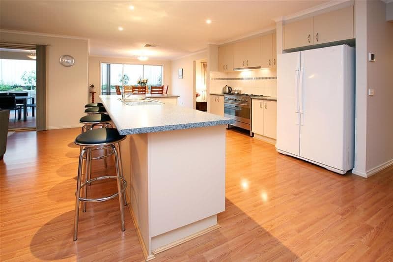 11 Topaz Grove, SOUTH MORANG VIC 3752, South Morang - Thumbnail 6