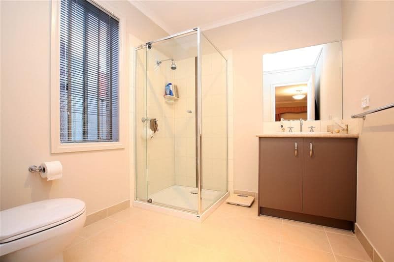 11 Topaz Grove, SOUTH MORANG VIC 3752, South Morang - Thumbnail 8