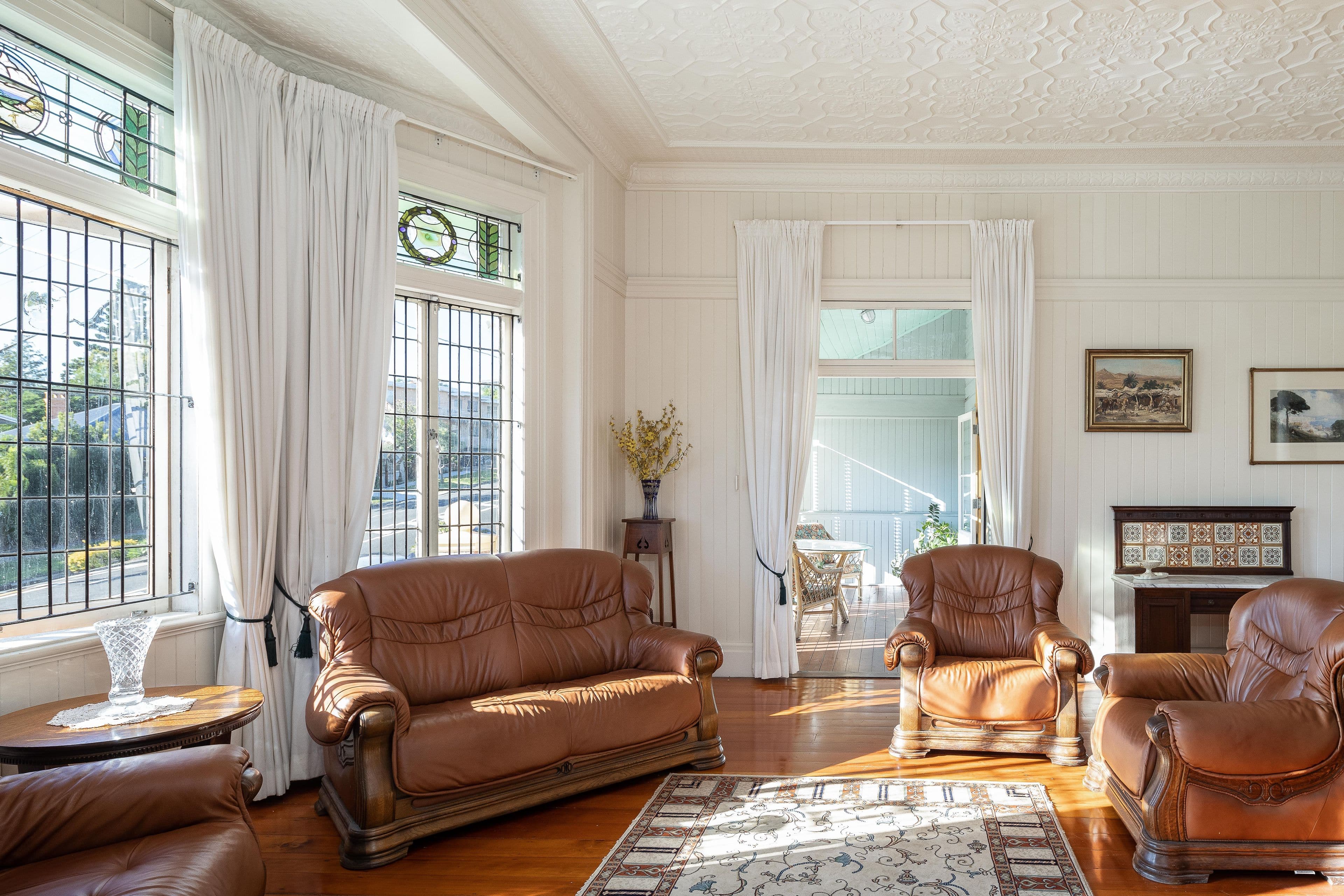 27 Hampstead Road, Highgate Hill QLD 4101, Highgate Hill - Thumbnail 2