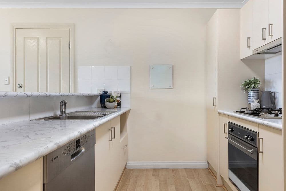 2 Olivier Terrace, Hallett Cove SA 5158, Hallett Cove - Thumbnail 7