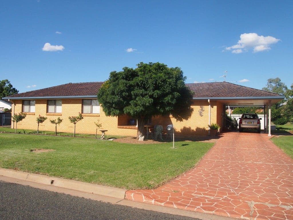 2 Doyle Street, CONDOBOLIN NSW 2877, Condobolin - Thumbnail 6