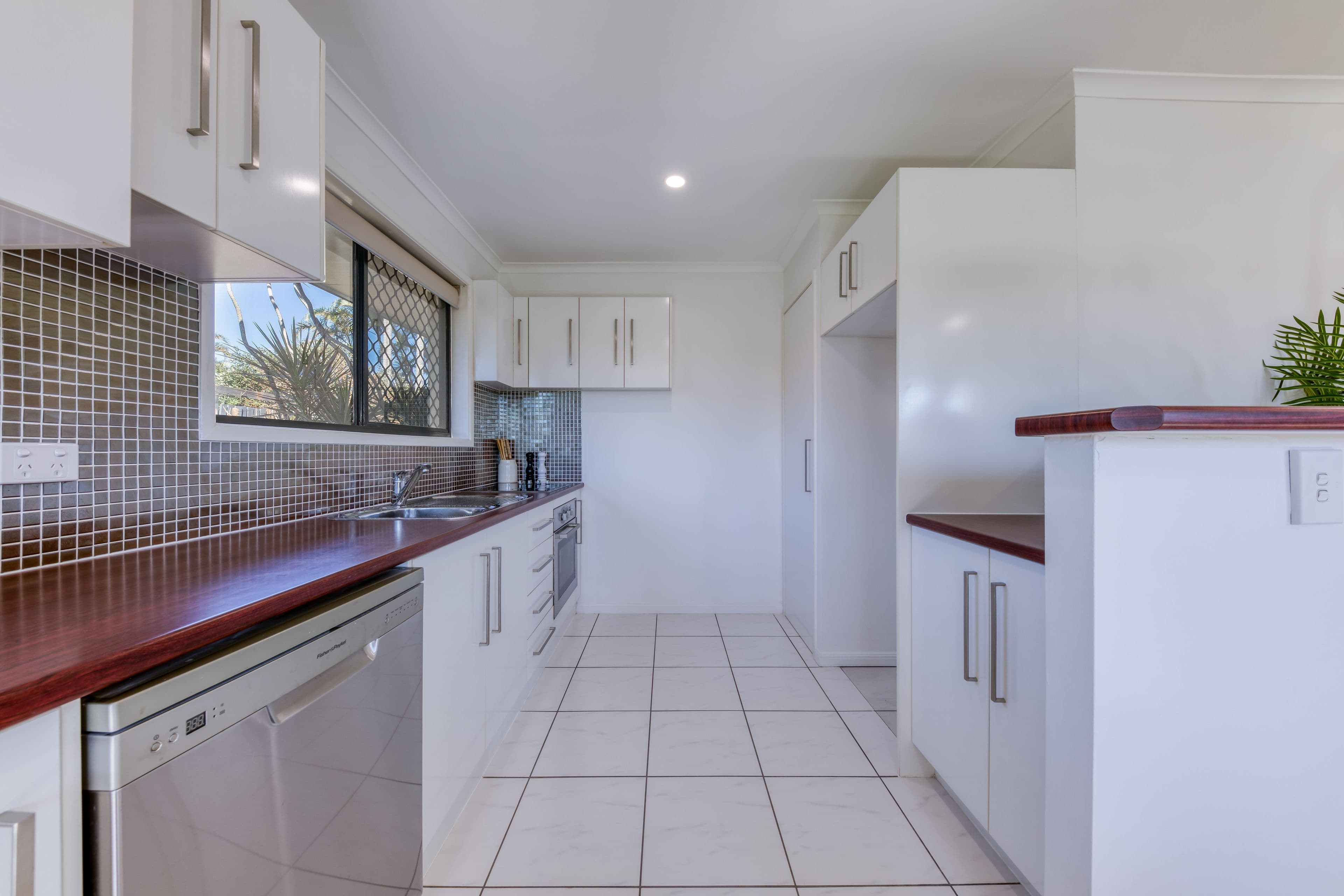 35 Rosella Street, Parrearra QLD 4575, Parrearra - Thumbnail 4