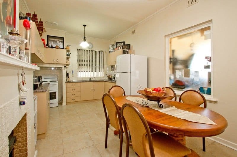 73 Gordon Street, Albert Park SA 5014, Albert Park - Thumbnail 3