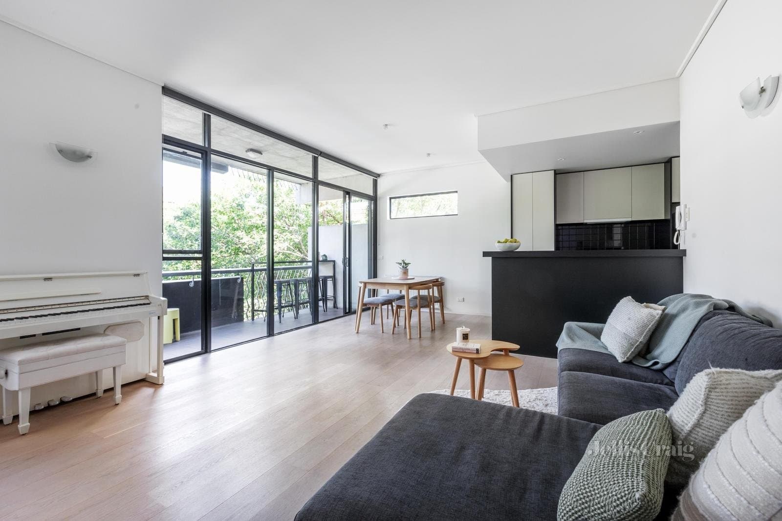 4/17 St Leonards Avenue, St Kilda, St Kilda - Image 1