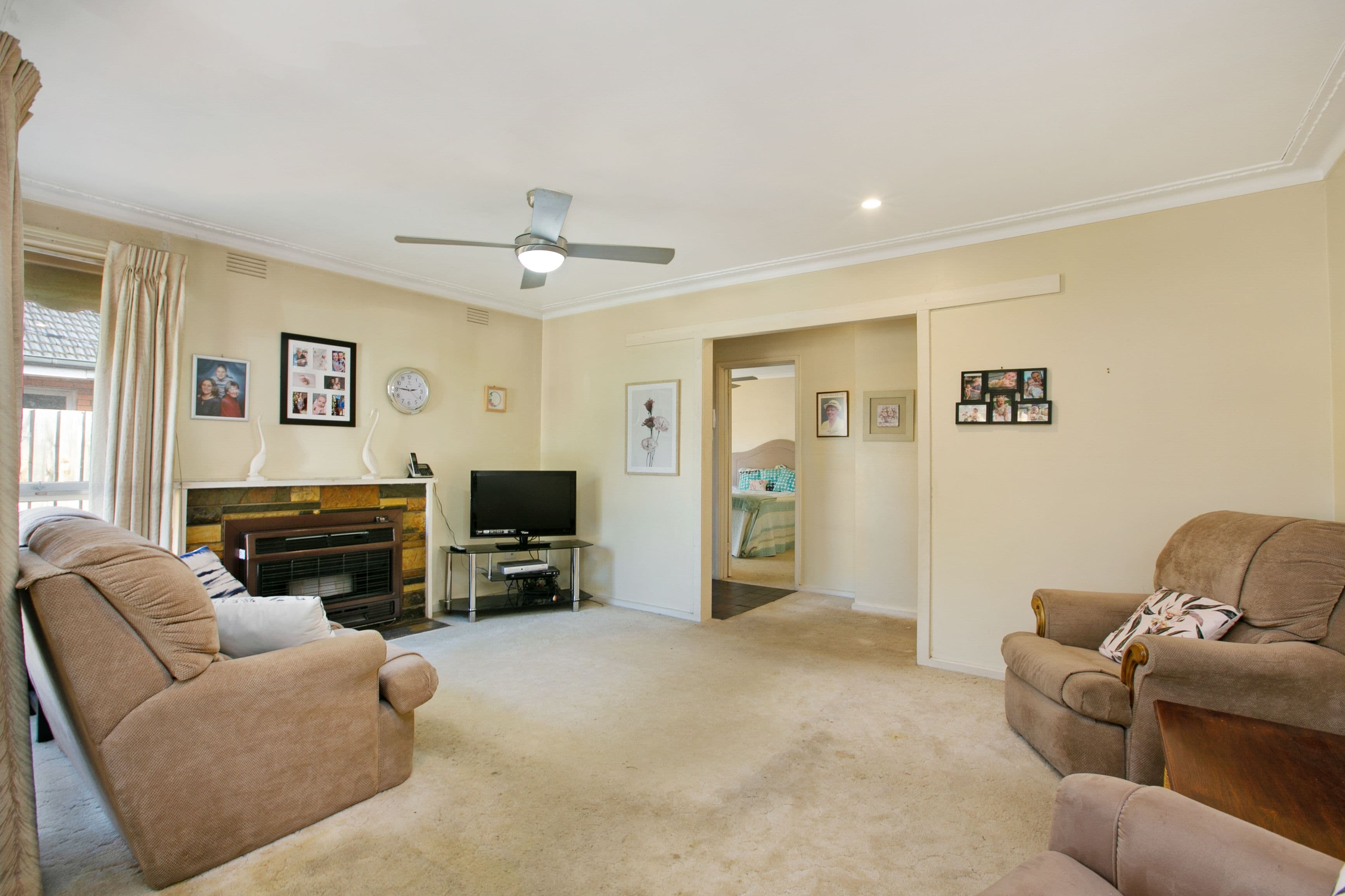 18 Bunker Avenue, Kingsbury VIC 3083, Kingsbury - Thumbnail 2