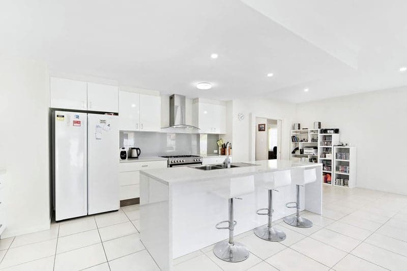 44 Waterbird Crescent, Caboolture - Thumbnail 3