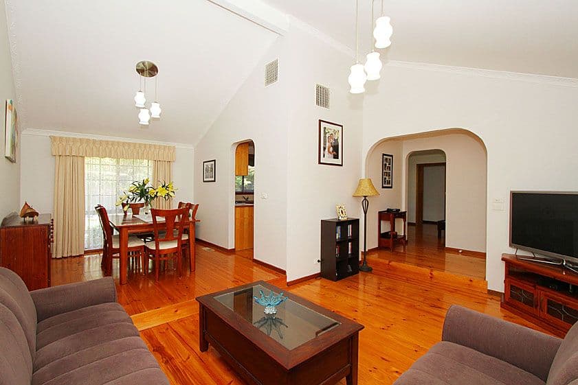 45 Hurlstone Crescent, MILL PARK VIC 3082, Mill Park - Thumbnail 4