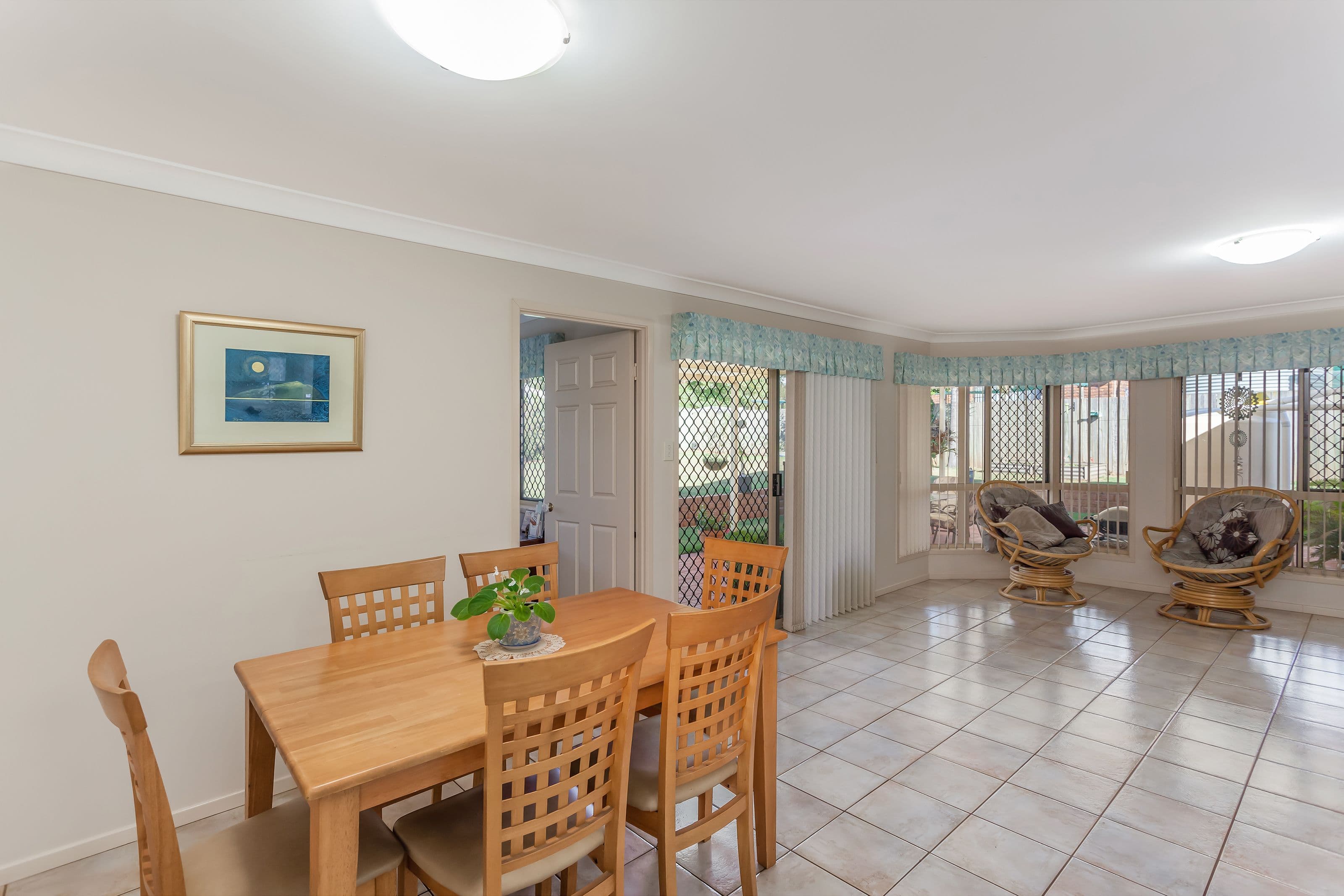 4 Osbourne Court, Kearneys Spring QLD 4350, Kearneys Spring - Thumbnail 3