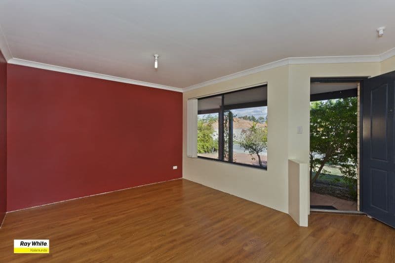 7 Phar Lap Road, WATTLE GROVE WA 6107, Wattle Grove - Thumbnail 3