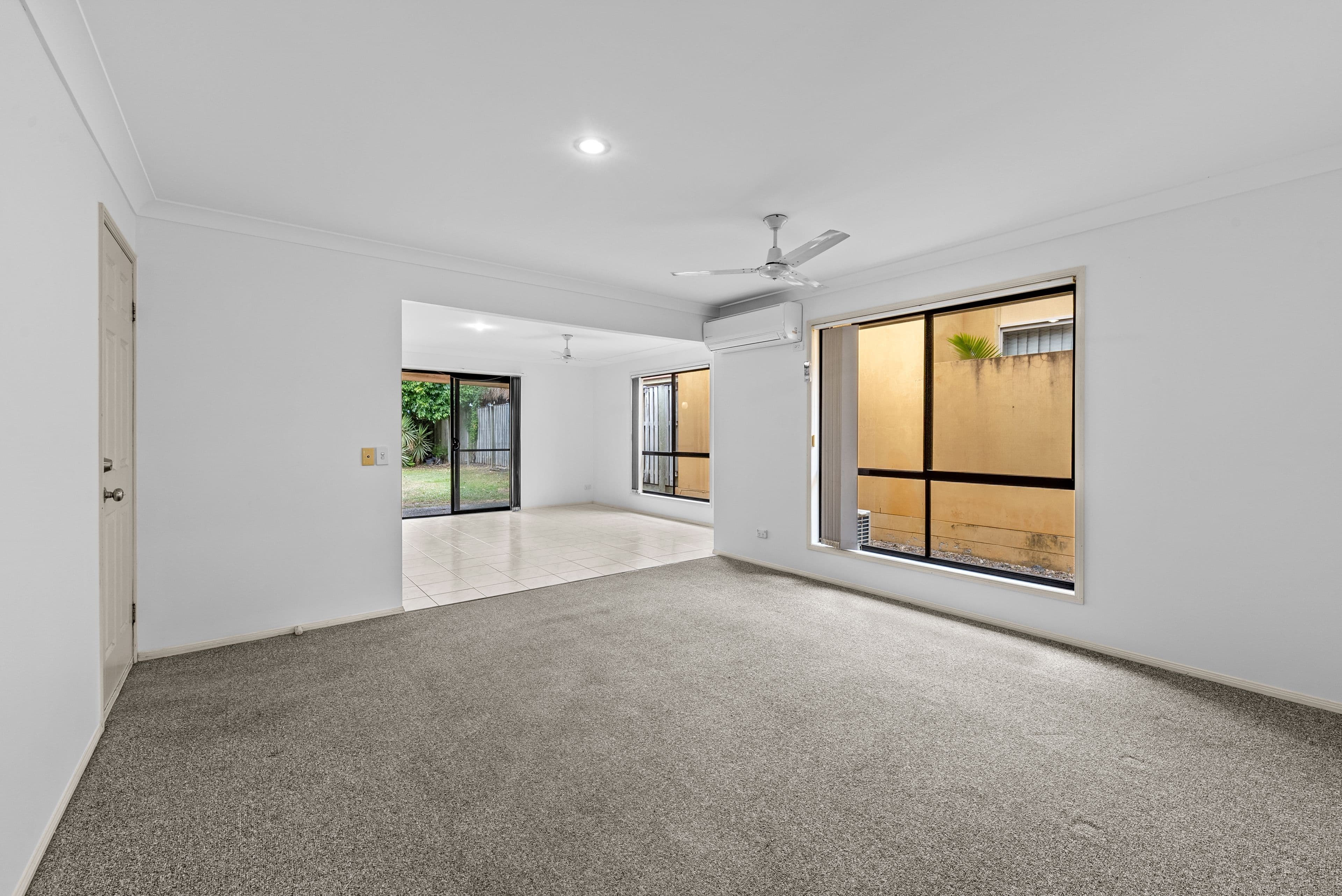 8 Molokai Crescent, Pacific Pines QLD 4211, Pacific Pines - Thumbnail 4