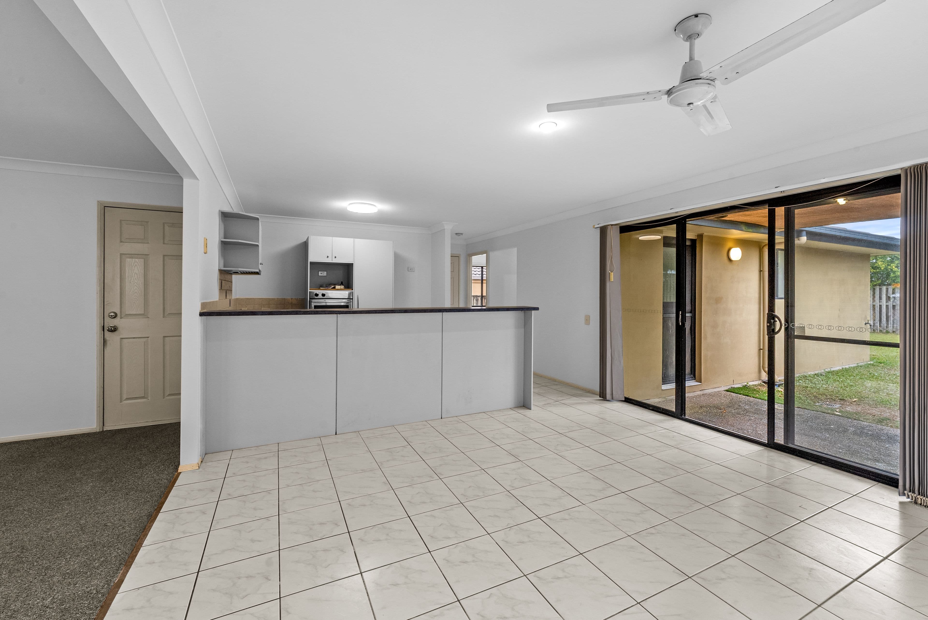 8 Molokai Crescent, Pacific Pines QLD 4211, Pacific Pines - Thumbnail 5