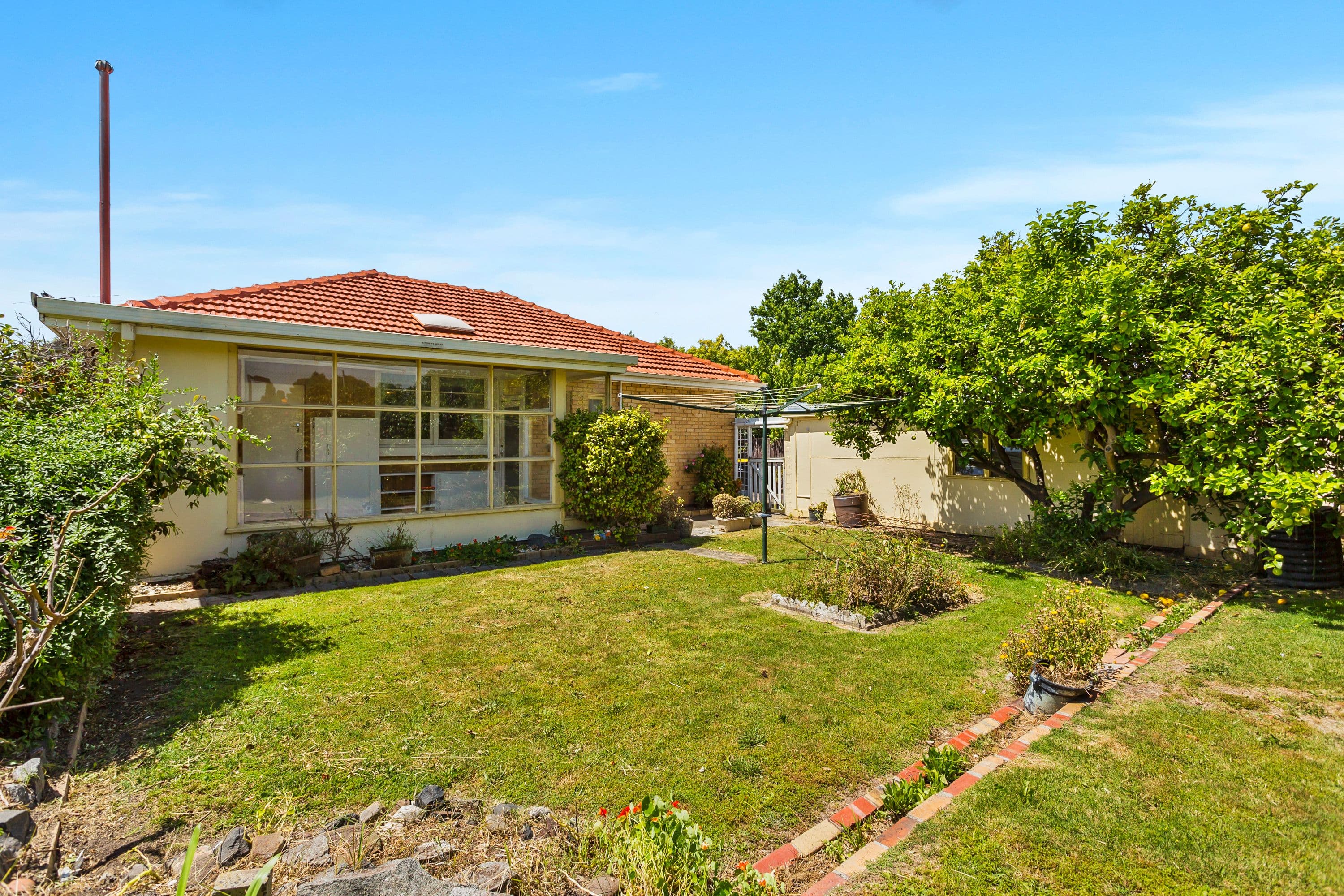 8 Oswald Street, Dandenong VIC 3175, Dandenong - Thumbnail 8