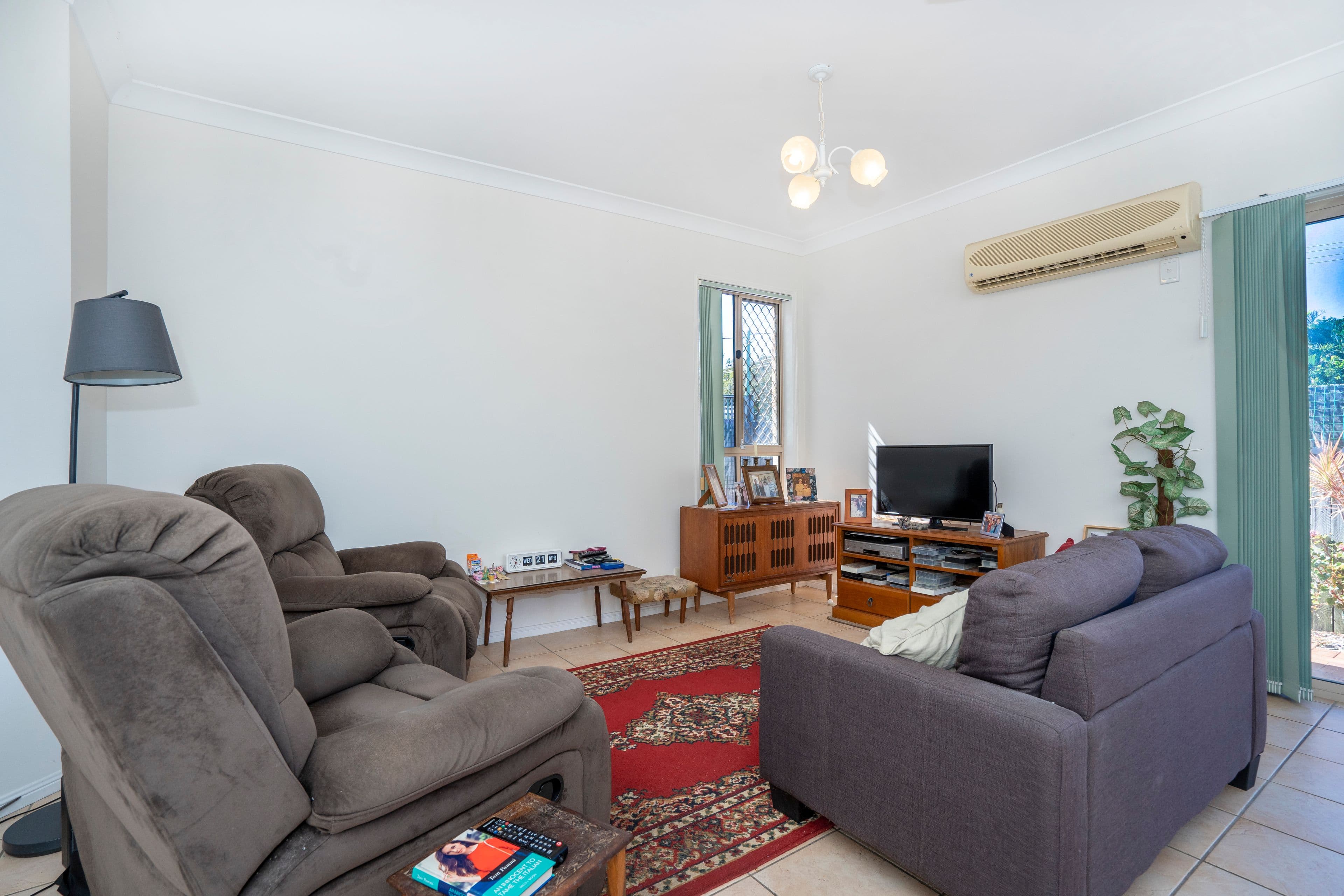 12 Fourth Avenue, Bongaree QLD 4507, Bongaree - Thumbnail 2