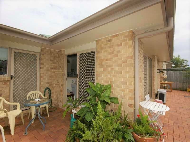 12 Fourth Avenue, Bongaree QLD 4507, Bongaree - Thumbnail 6