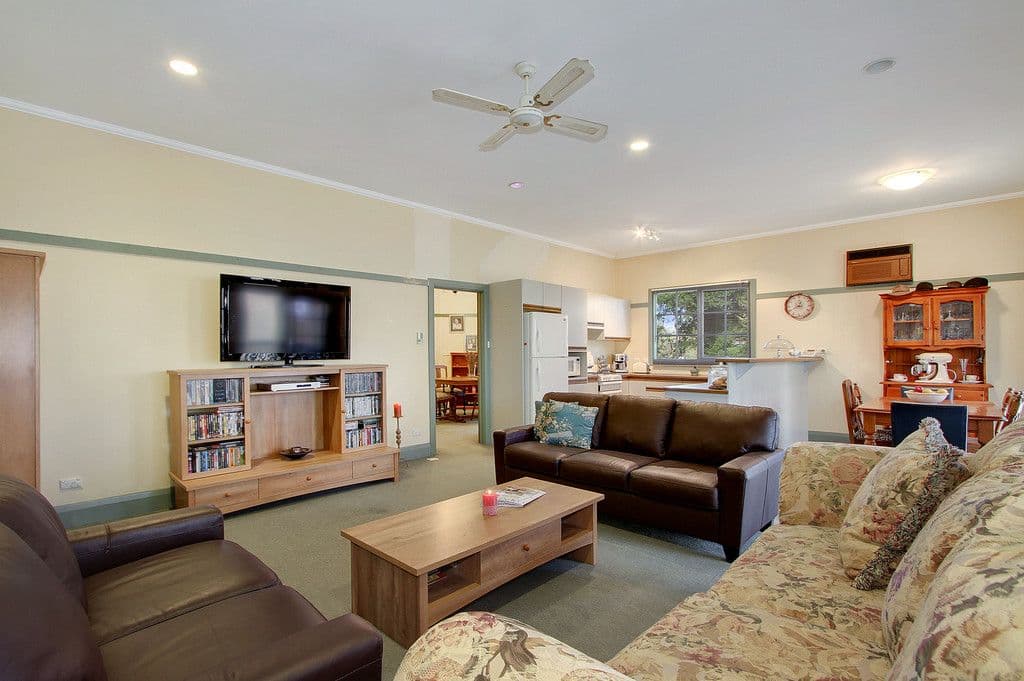 3 DONALD Street, CROYDON VIC 3136, Croydon - Thumbnail 2