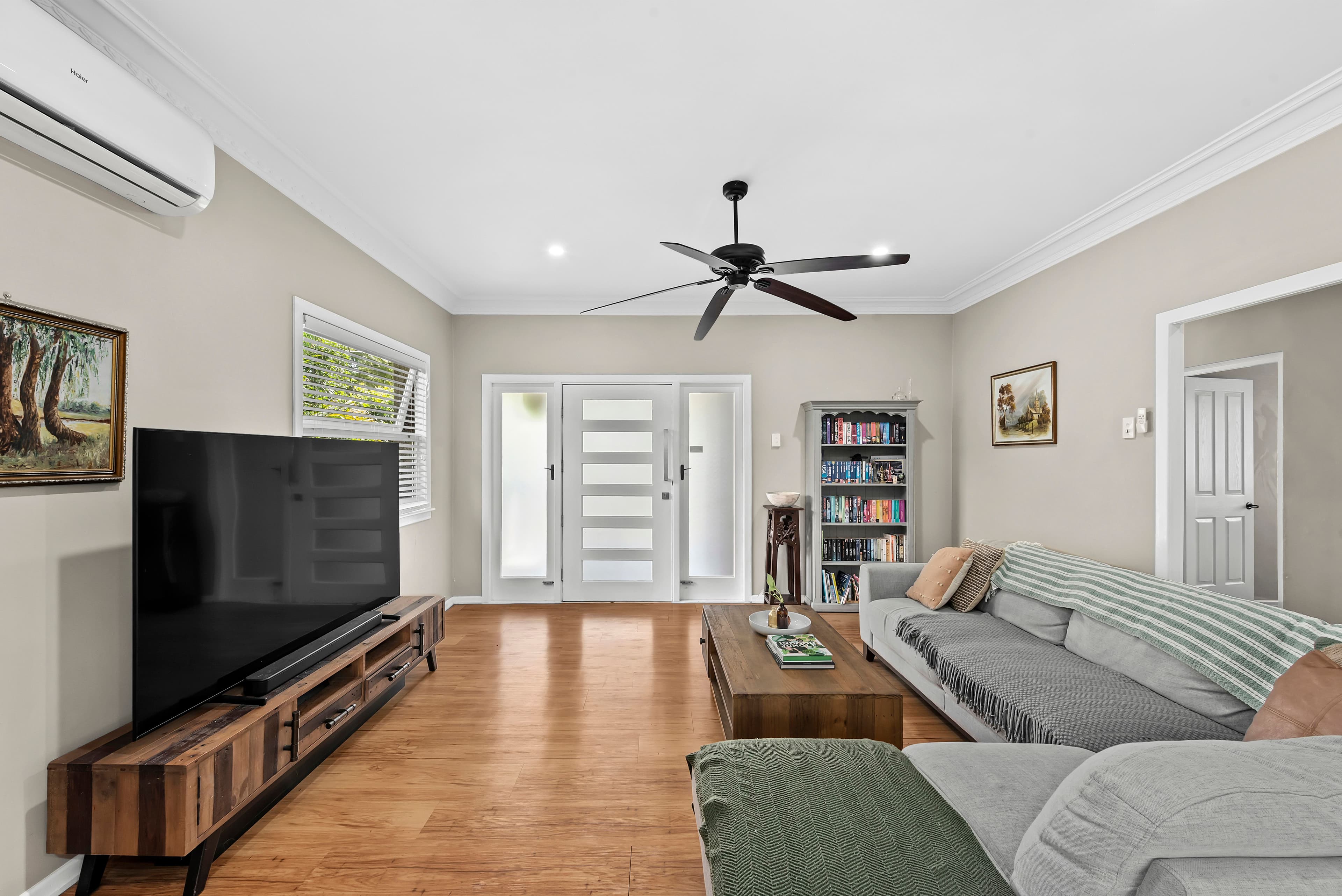 61 Bannerman Street, Oxley QLD 4075, Oxley - Thumbnail 2