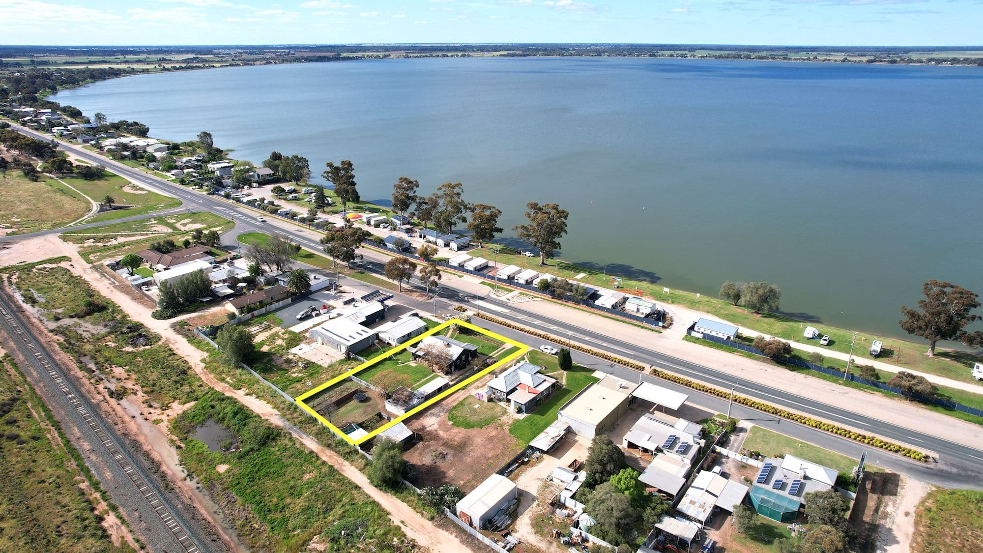 164 Murray Valley Highway, Lake Boga VIC 3584, Lake Boga - Thumbnail 2