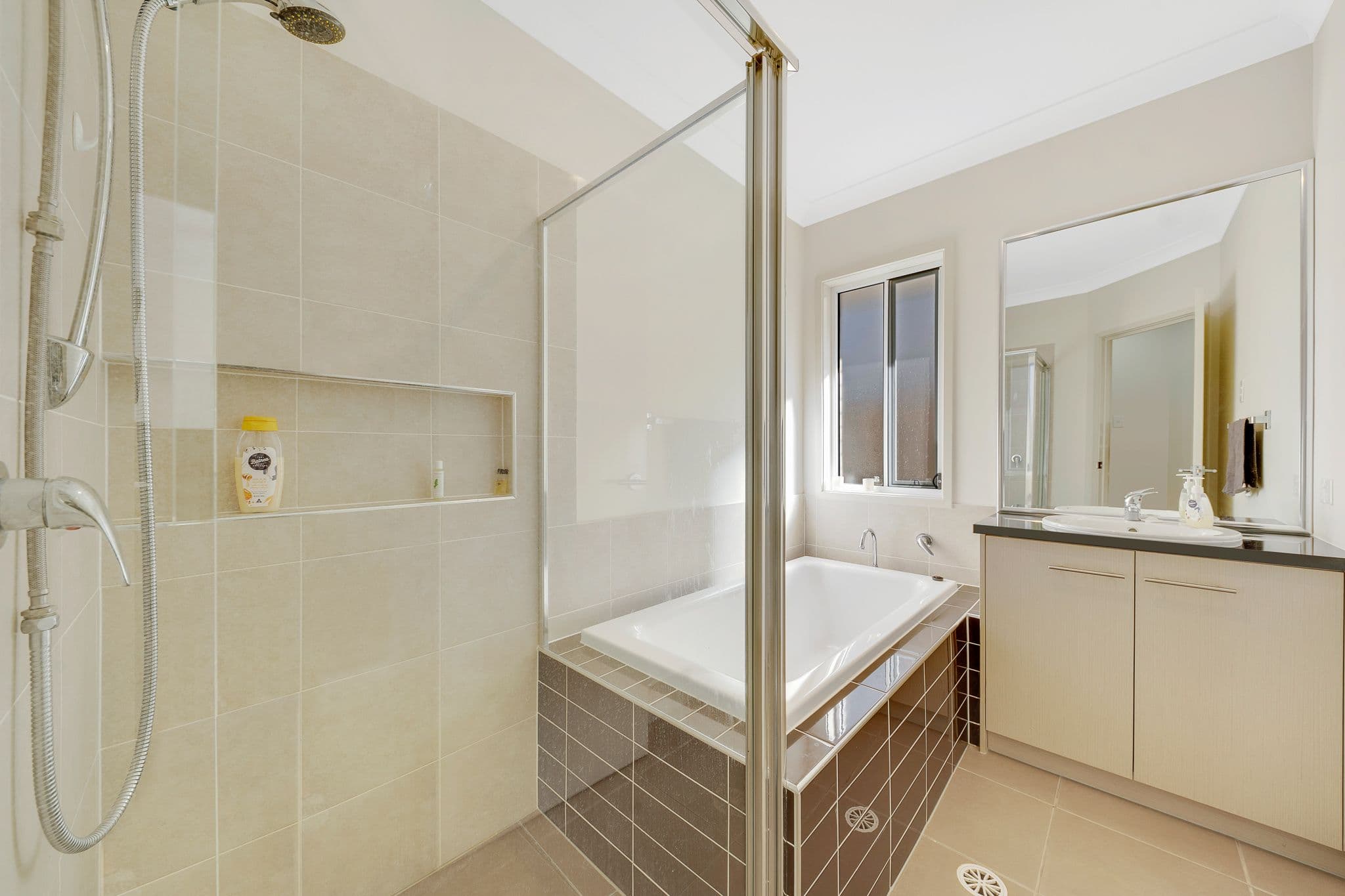9 Cooloola Crescent, North Lakes QLD 4509, North Lakes - Thumbnail 5