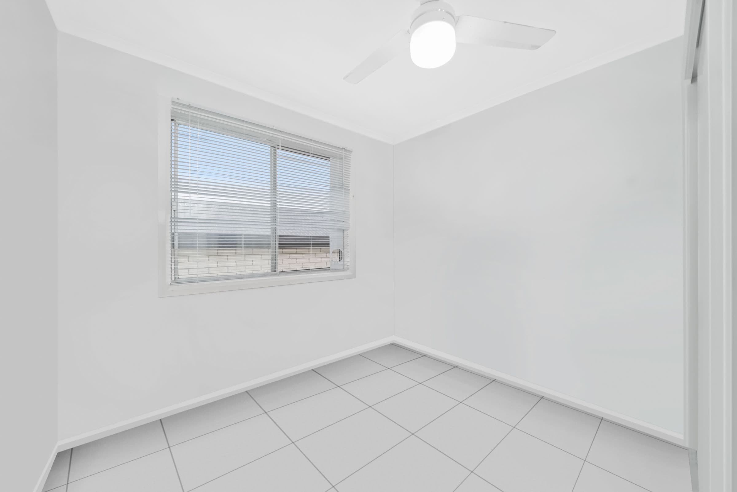 194 Hornibrook Esplanade, Woody Point QLD 4019, Woody Point - Thumbnail 5