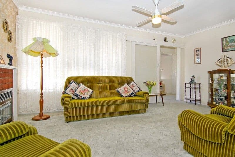 6 Regis Court, WATSONIA VIC 3087, Watsonia - Thumbnail 2
