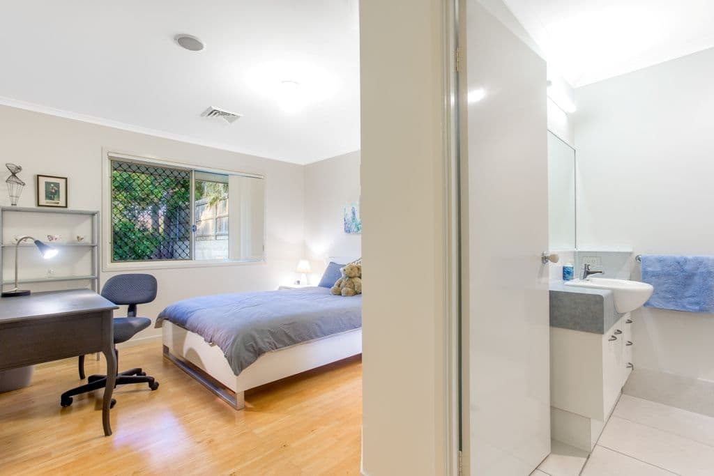 3 Bookleaf Place, Bridgeman Downs QLD 4035, Bridgeman Downs - Thumbnail 6