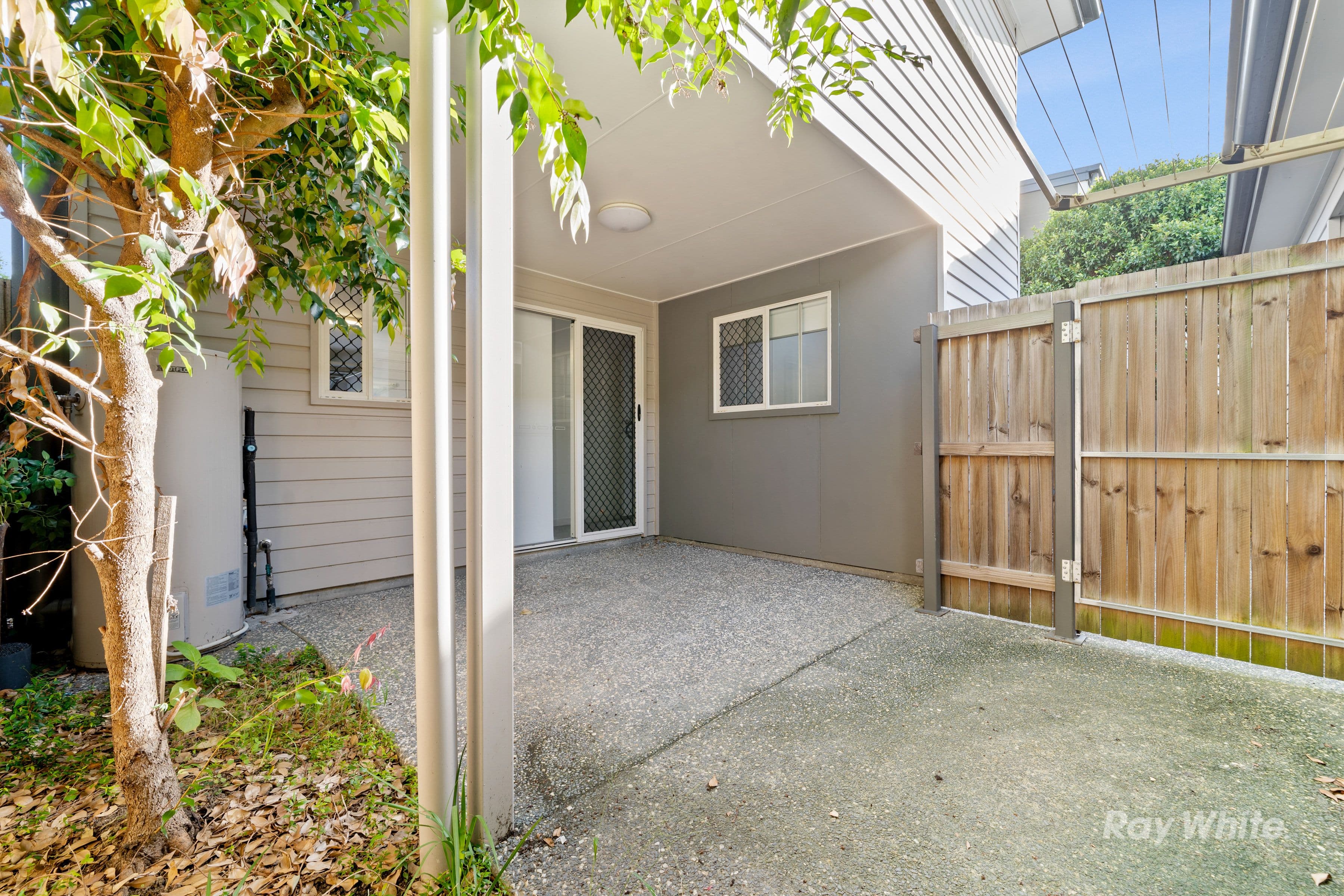 9 Macbeth Street, Kingston QLD 4114, Kingston - Thumbnail 3