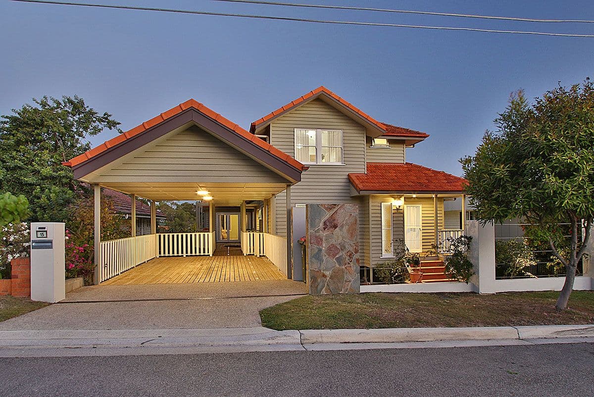 15 Paxton Street, Holland Park QLD 4121, Holland Park - Thumbnail 2