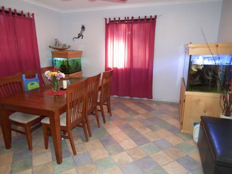 51 Amanda Avenue, Oakhurst QLD 4650, Oakhurst - Thumbnail 7